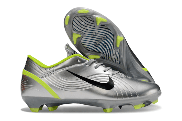Nike ronaldo prata